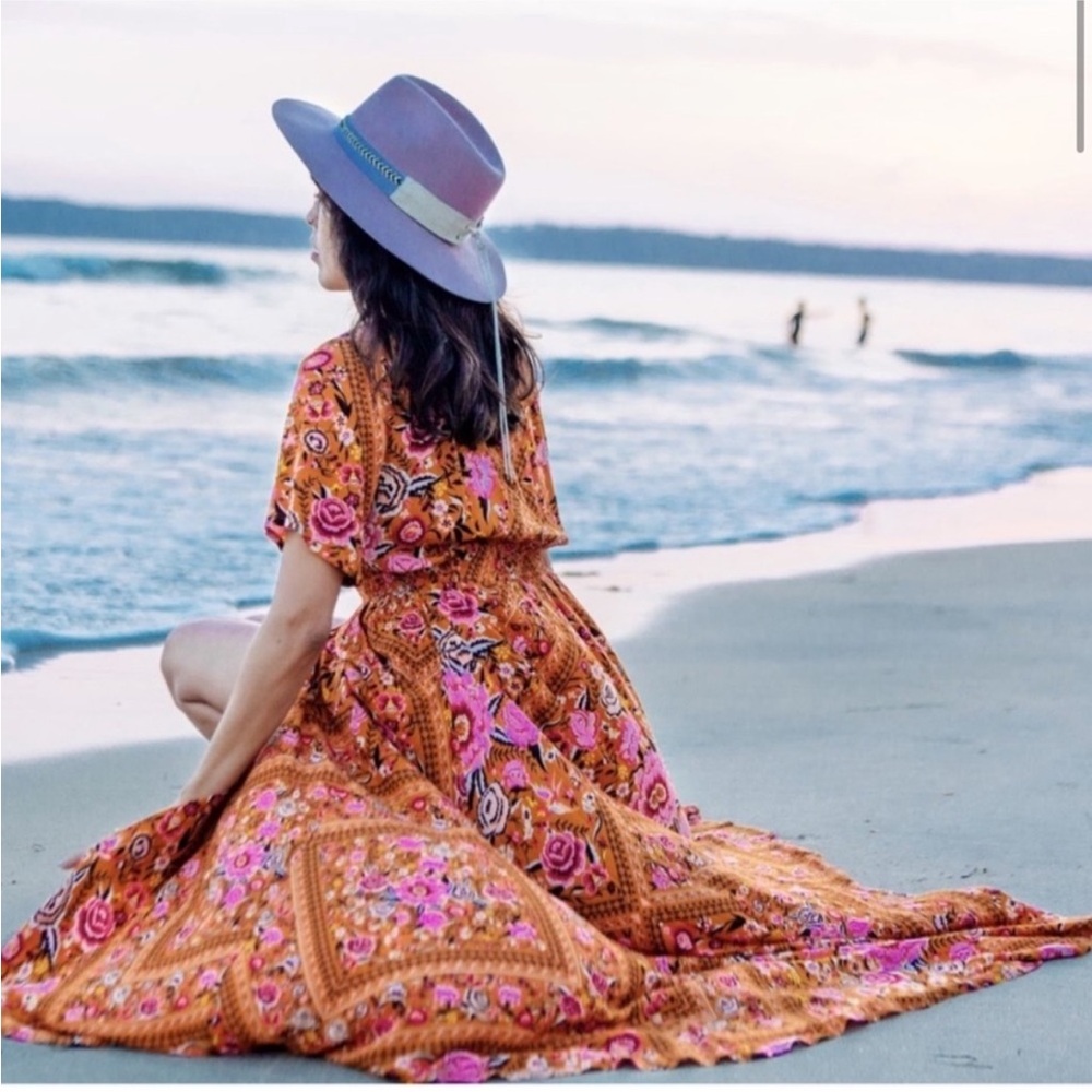Spell *rare* Babushka gown in Amber - Picture 2 of 9